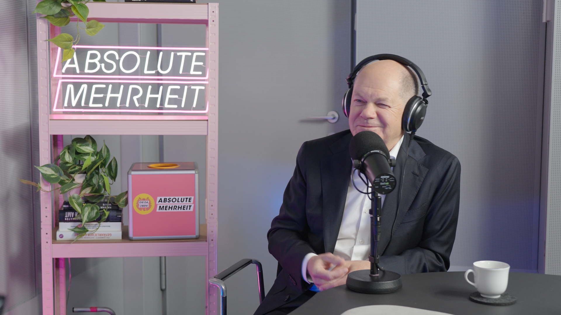 Link zum Artikel: Bundeskanzler Olaf Scholz zu Gast bei ABSOLUTE MEHRHEIT – Einblicke in Politik, Steuern und mentale Gesundheit 